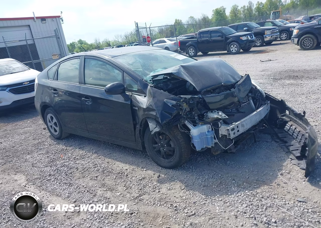 2014 Toyota Prius Two – zdjęcie 1 z 16