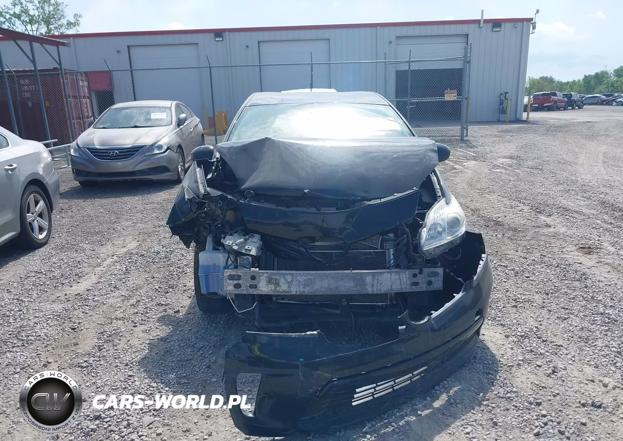 2014 Toyota Prius Two VIN:JTDKN3DU3E1782370 - 12
