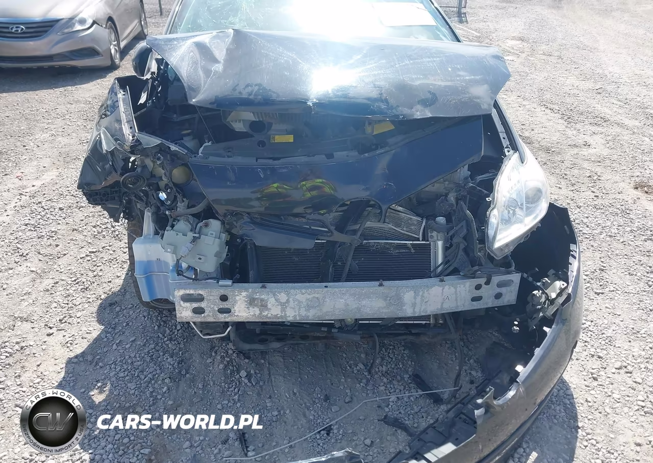 2014 Toyota Prius Two VIN:JTDKN3DU3E1782370 - 6