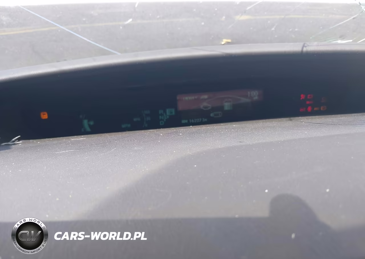 2014 Toyota Prius Two VIN:JTDKN3DU3E1782370 - 7