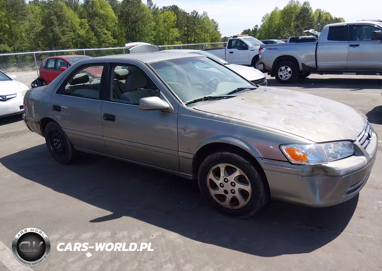 2000 Toyota Camry Le
