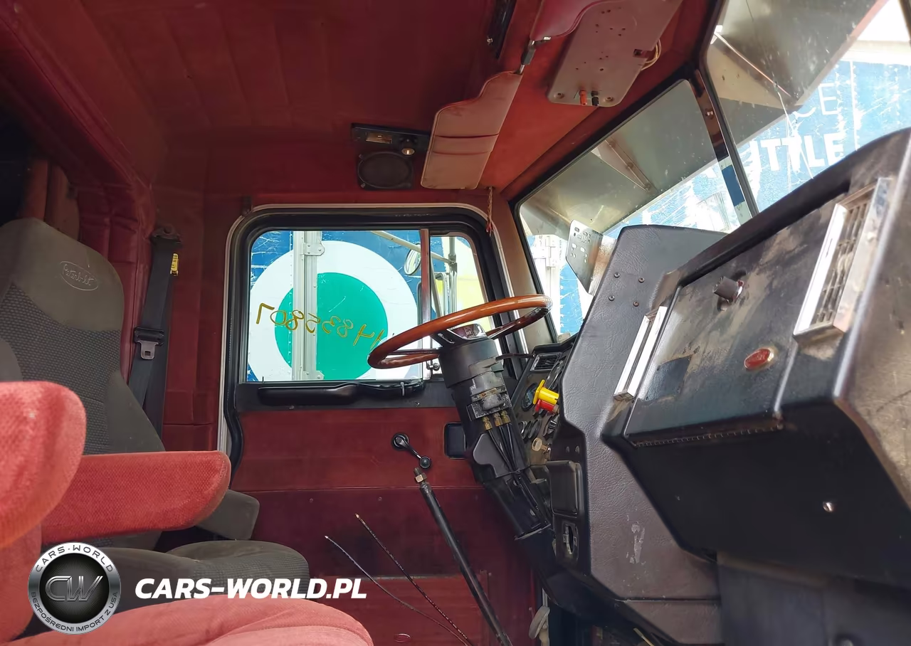 1994 Peterbilt 379 VIN:1XP5DB9X1RD357018 - 7