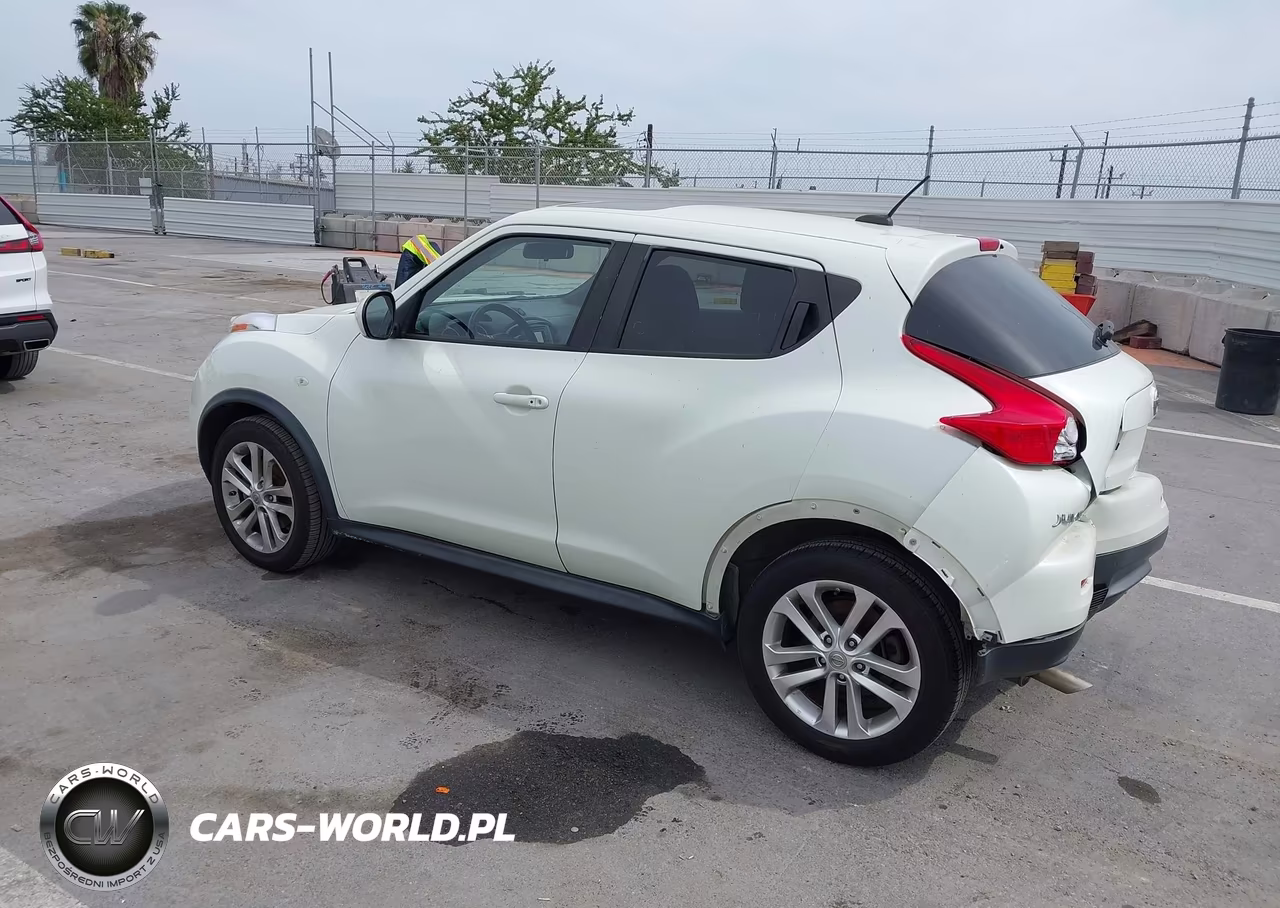 2012 Nissan Juke Sv VIN:JN8AF5MR8CT100458 - 3