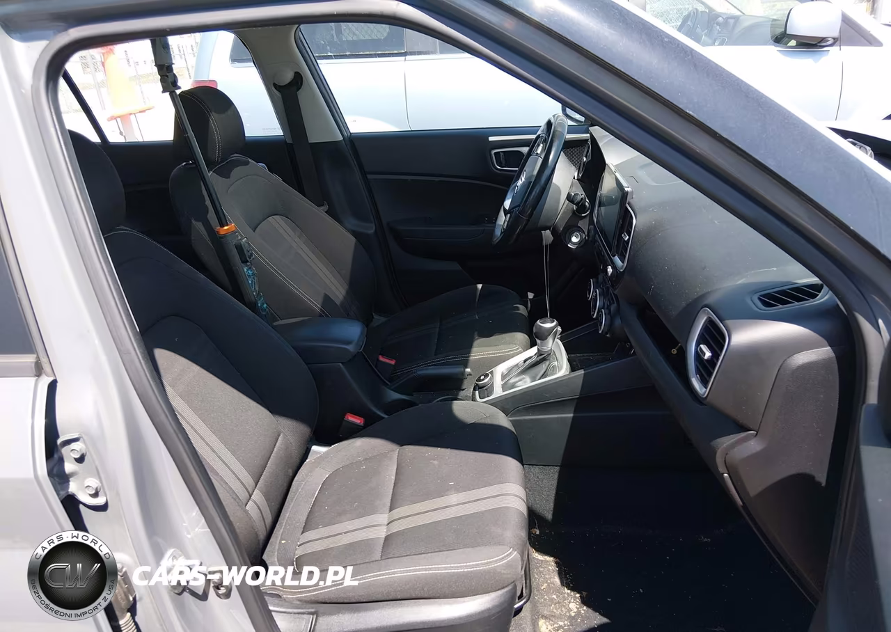 2022 Hyundai Venue Sel VIN:KMHRC8A39NU150657 - 5