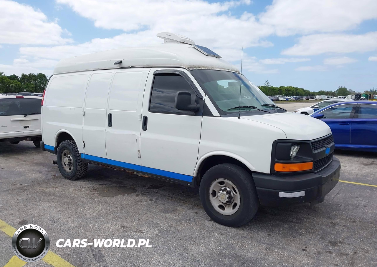 2010 Chevrolet Express 2500 Work Van