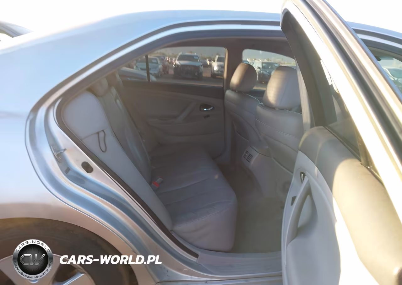 2007 Toyota Camry Hybrid VIN:JTNBB46K673014699 - 8