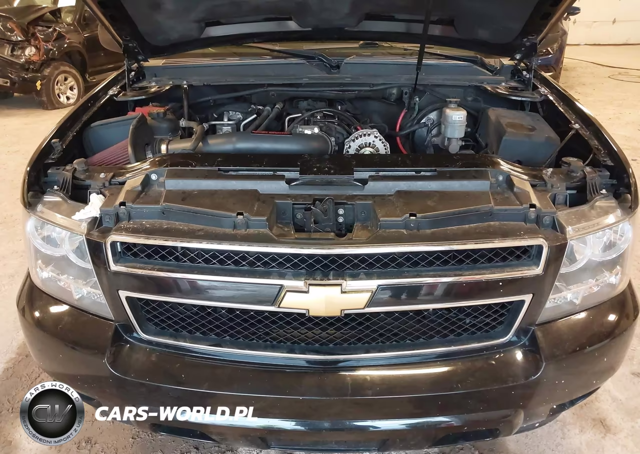 2013 Chevrolet Tahoe Lt VIN:1GNSKBE06DR195893 - 10