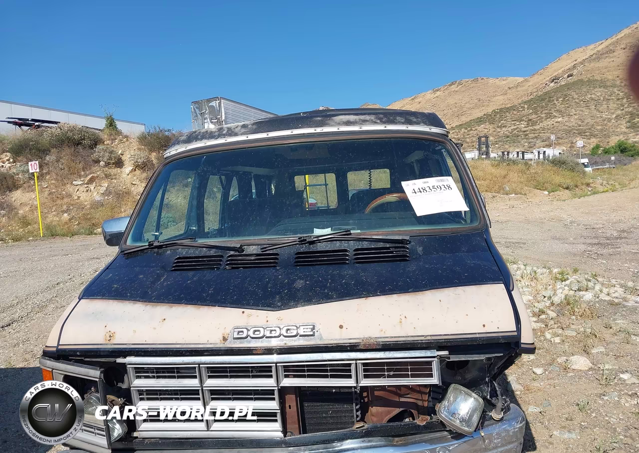 1988 Dodge Ram Van B150 VIN:2B6FB13Y6JK124094 - 12