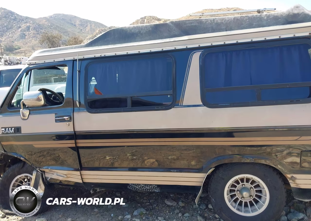 1988 Dodge Ram Van B150 VIN:2B6FB13Y6JK124094 - 14