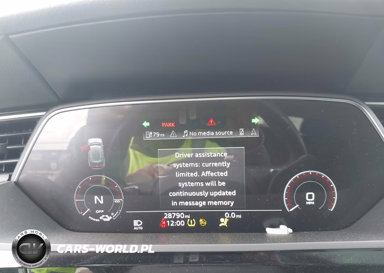 2022 Audi E-Tron Premium Plus Quattro VIN:WA1LAAGE7NB009110 - 7