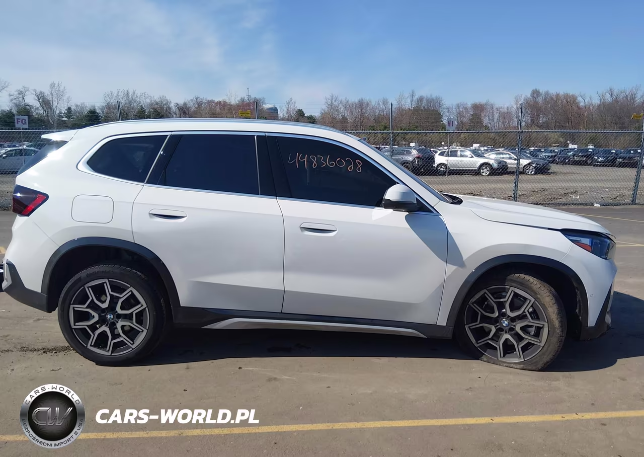 2026 BMW X1 xDrive28I VIN:WBX73EF04T5516821 - 14