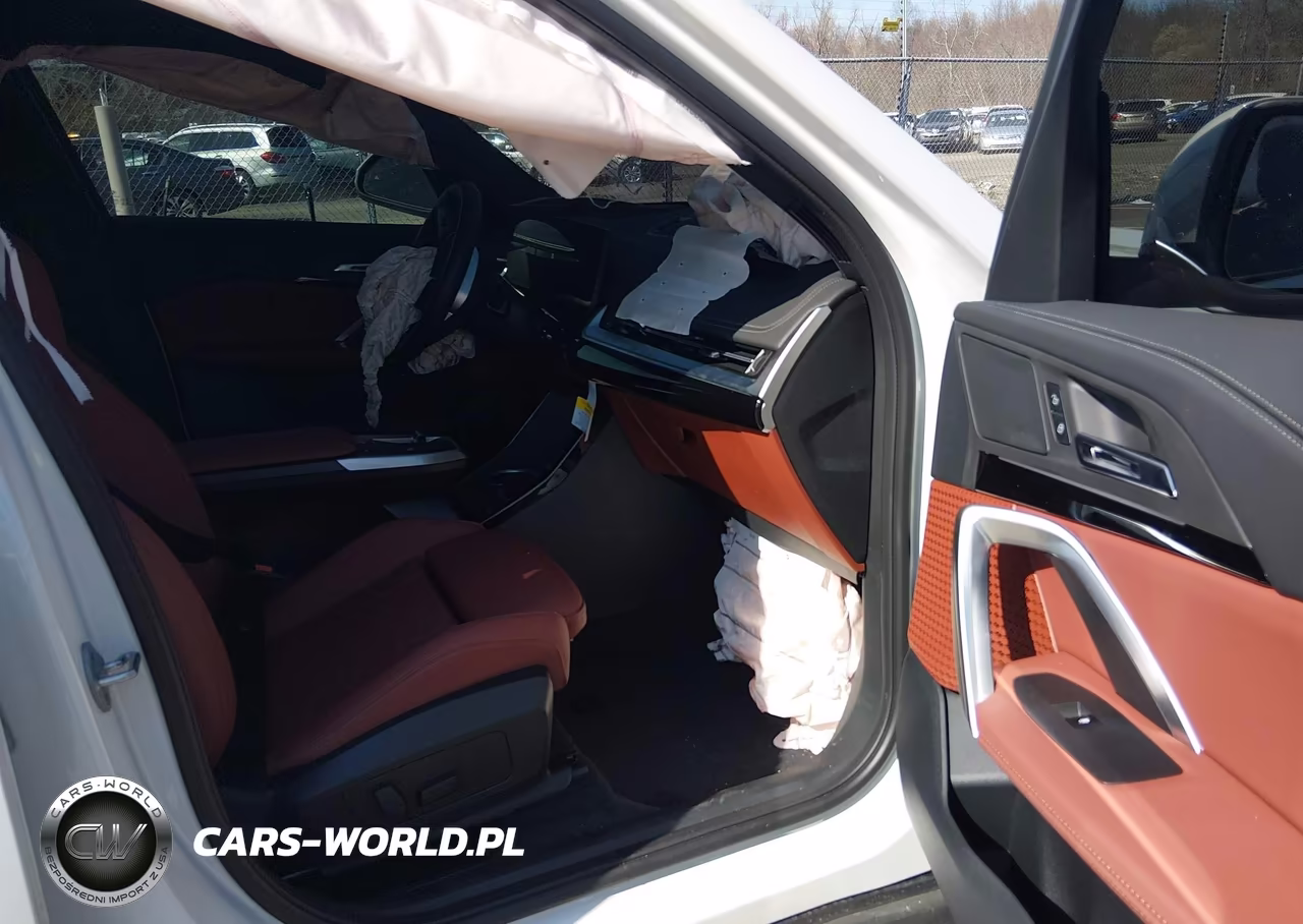 2026 BMW X1 xDrive28I VIN:WBX73EF04T5516821 - 5