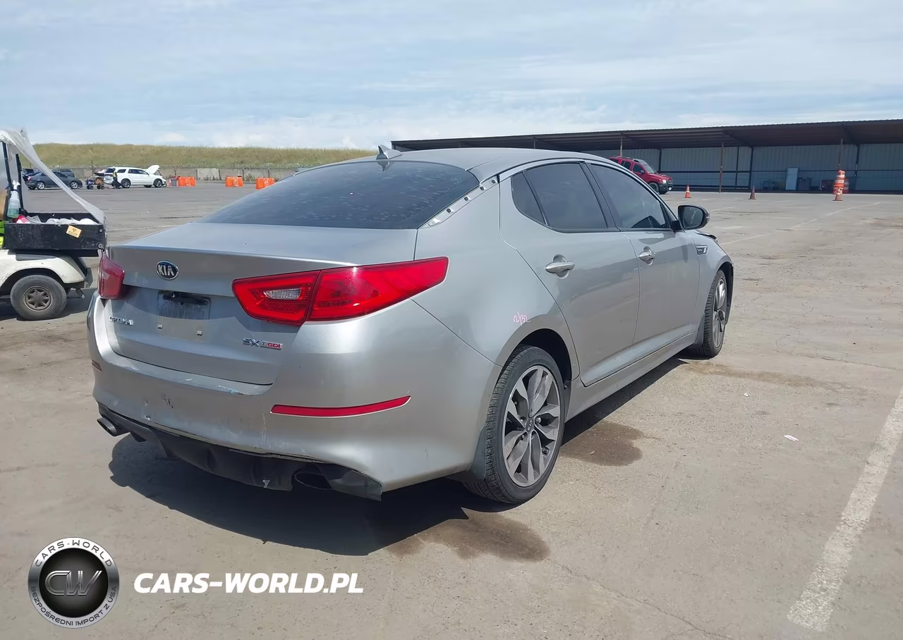 2015 Kia Optima Sx Turbo VIN:5XXGR4A68FG401429 - 4