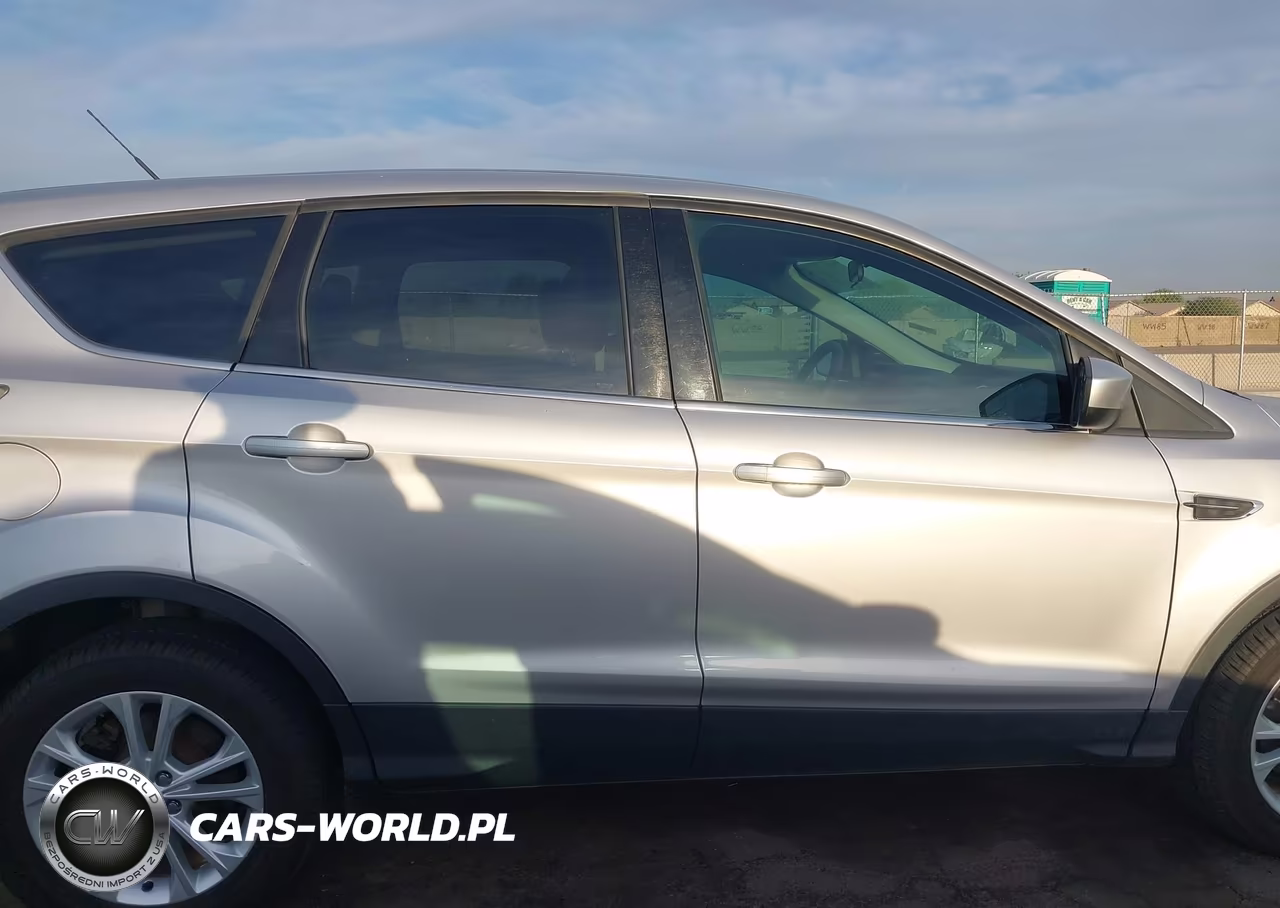 2017 Ford Escape Se VIN:1FMCU0GD1HUA15052 - 13