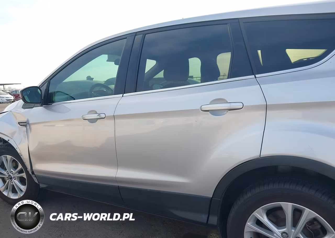 2017 Ford Escape Se VIN:1FMCU0GD1HUA15052 - 14
