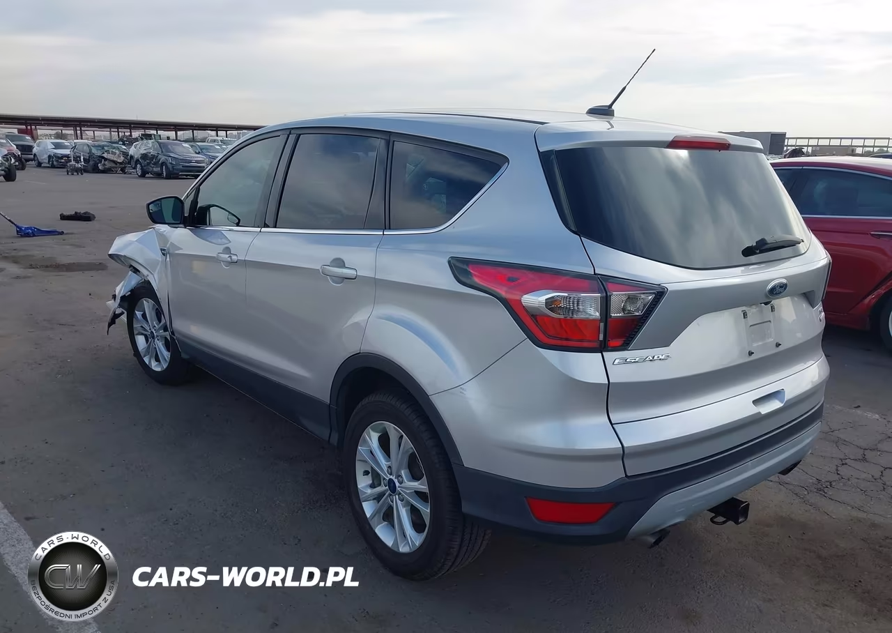 2017 Ford Escape Se VIN:1FMCU0GD1HUA15052 - 3
