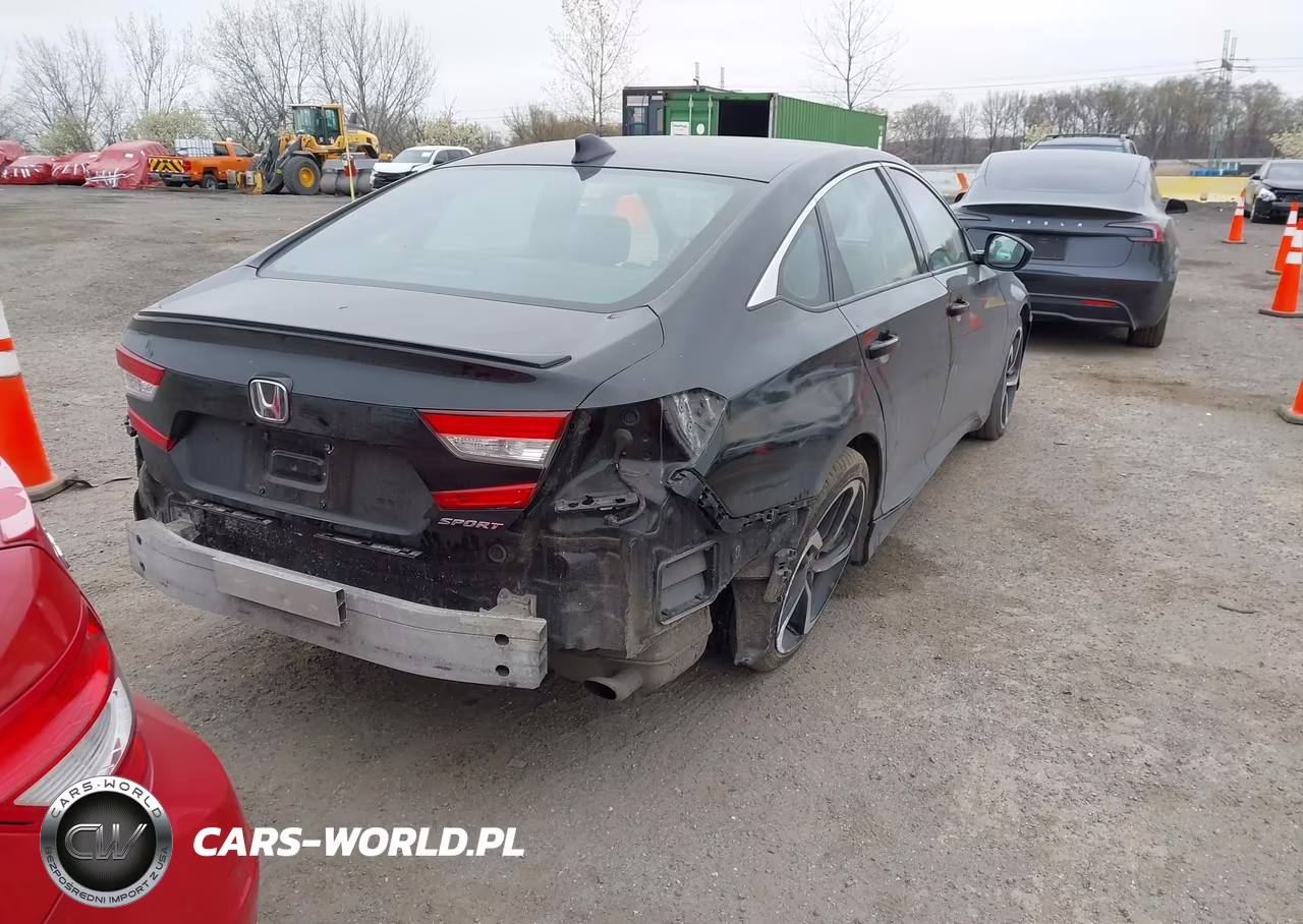 2018 Honda Accord Sport VIN:1HGCV1F30JA148698 - 4
