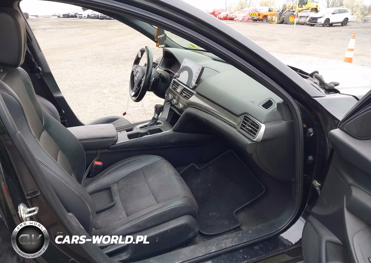 2018 Honda Accord Sport VIN:1HGCV1F30JA148698 - 5