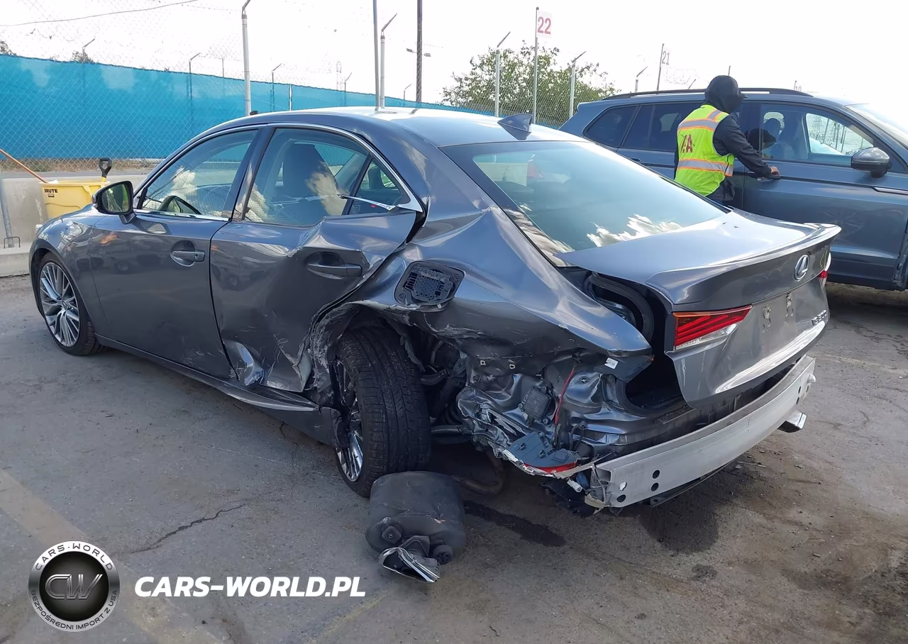 2018 Lexus Is 300 VIN:JTHBA1D2XJ5067134 - 3