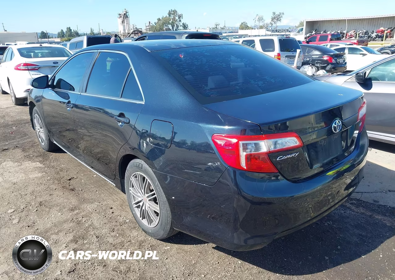 2012 Toyota Camry Le VIN:4T4BF1FK9CR157708 - 3