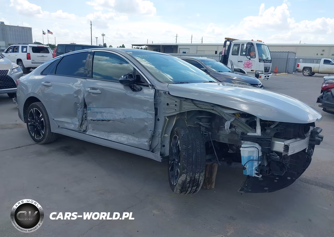 2022 Kia K5 Gt-Line – zdjęcie 1 z 17