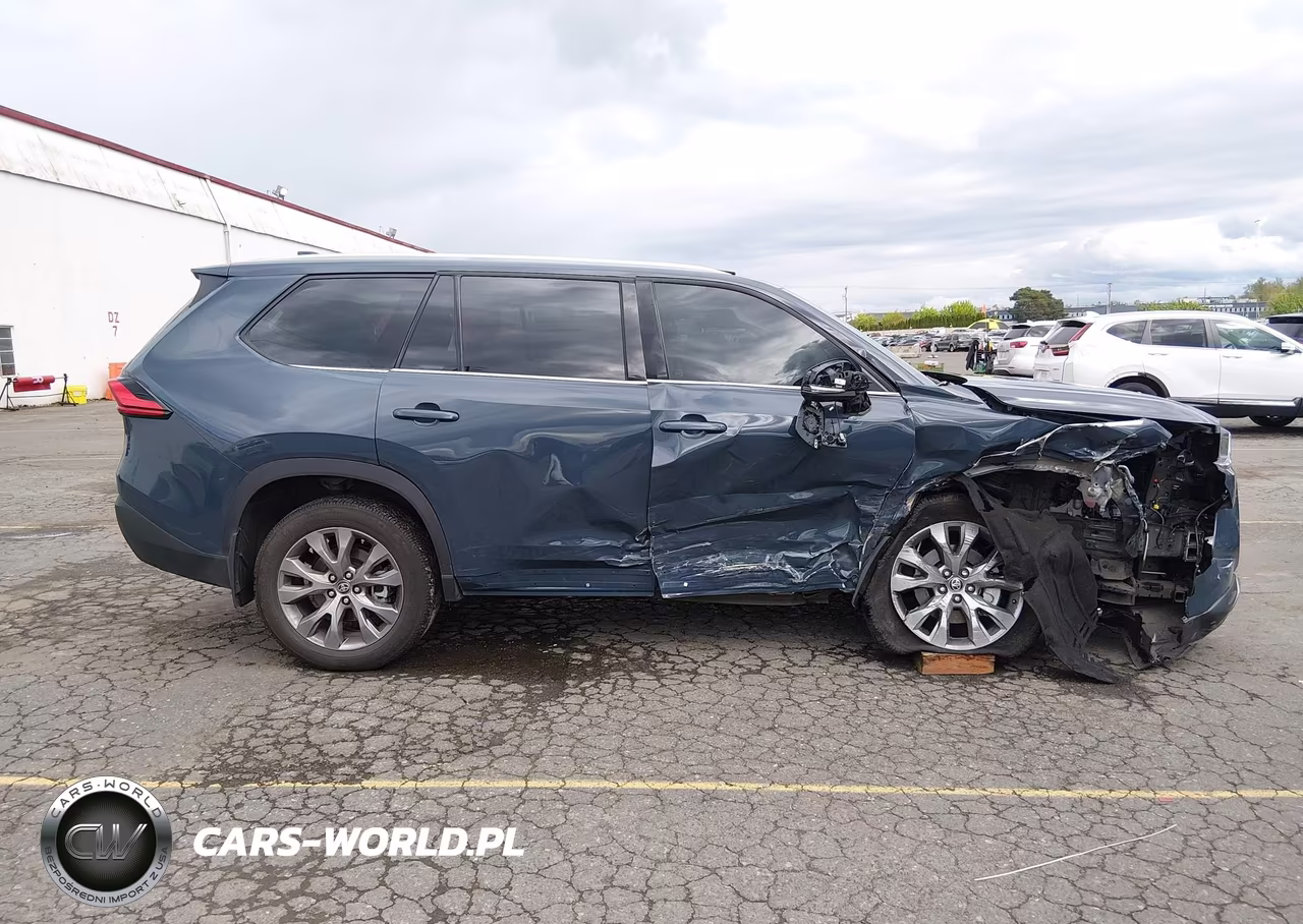 2024 Toyota Grand Highlander Limited VIN:5TDAAAB55RS030766 - 13