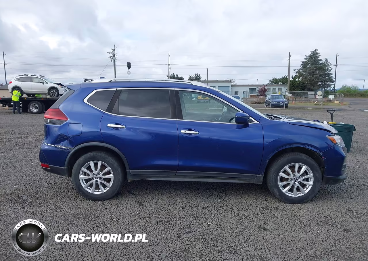 2018 Nissan Rogue Sv VIN:KNMAT2MV1JP597200 - 13
