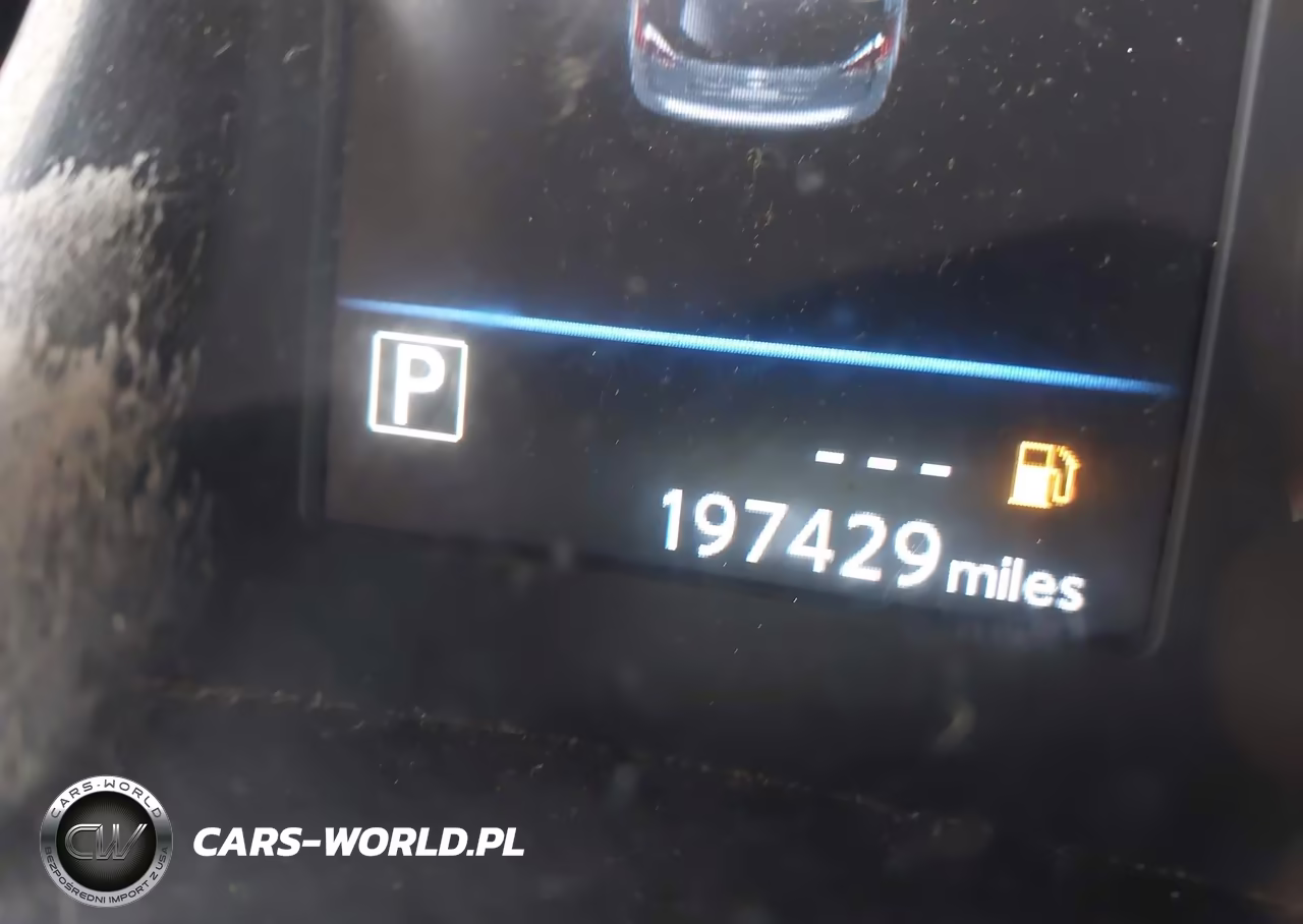 2018 Nissan Rogue Sv VIN:KNMAT2MV1JP597200 - 15