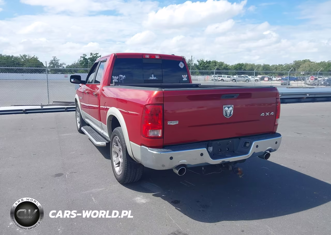 2010 Dodge Ram 1500 Laramie VIN:1D7RV1GT3AS254103 - 3