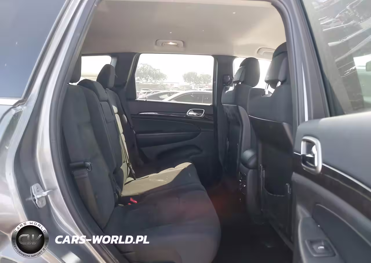 2012 Jeep Grand Cherokee Laredo VIN:1C4RJFAG1CC121402 - 8