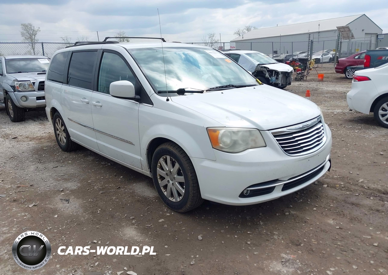 2014 Chrysler Town & Country Touring