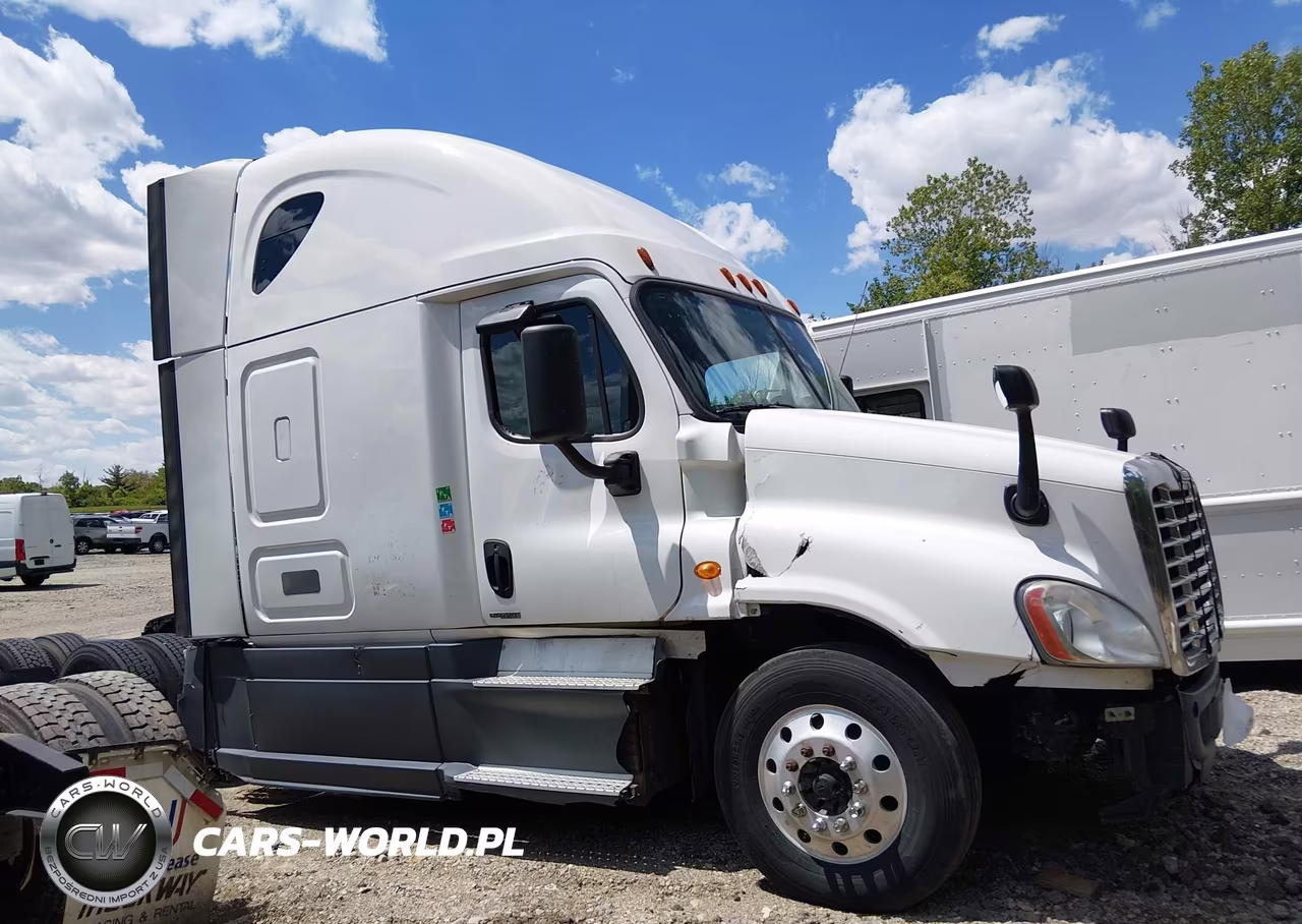 2019 Freightliner Cascadia 125 VIN:3AKJGLDR8KDKM2399 - 14
