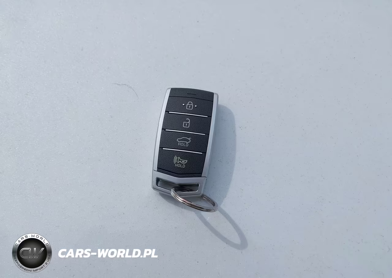 2017 Genesis G80 3.8 VIN:KMHGN4JE4HU183520 - 11
