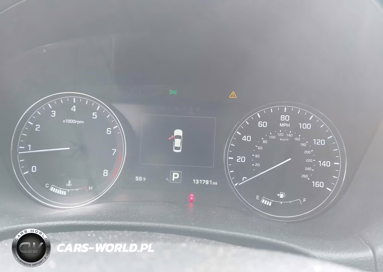 2017 Genesis G80 3.8 VIN:KMHGN4JE4HU183520 - 7