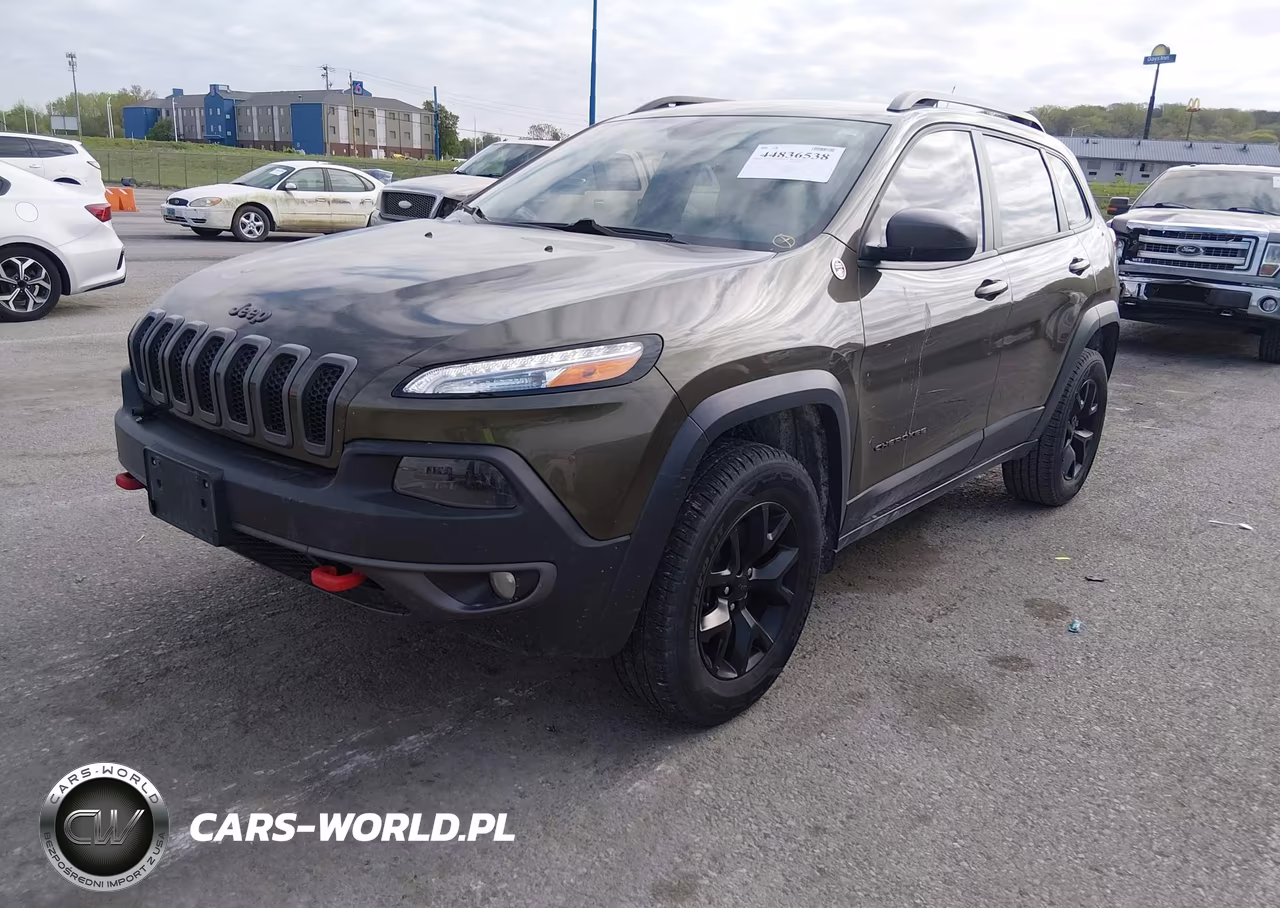 2015 Jeep Cherokee Trailhawk VIN:1C4PJMBS4FW576262 - 2