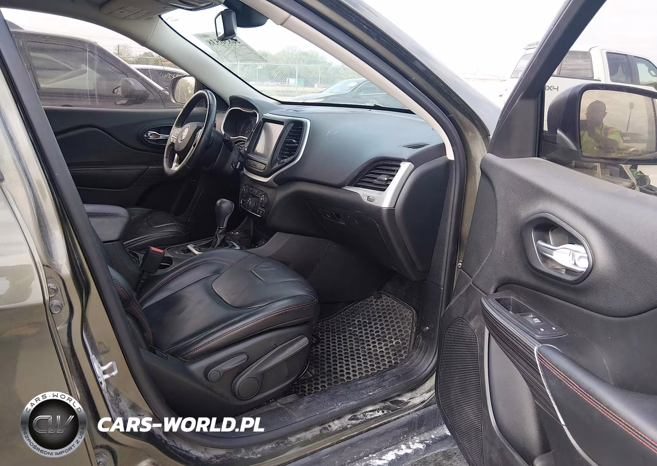2015 Jeep Cherokee Trailhawk VIN:1C4PJMBS4FW576262 - 5