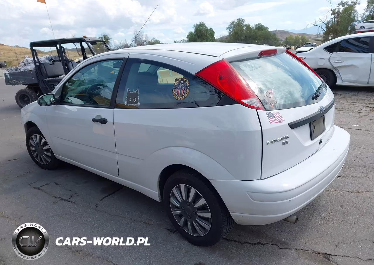 2005 Ford Focus Zx3 VIN:3FAFP31N65R117810 - 3