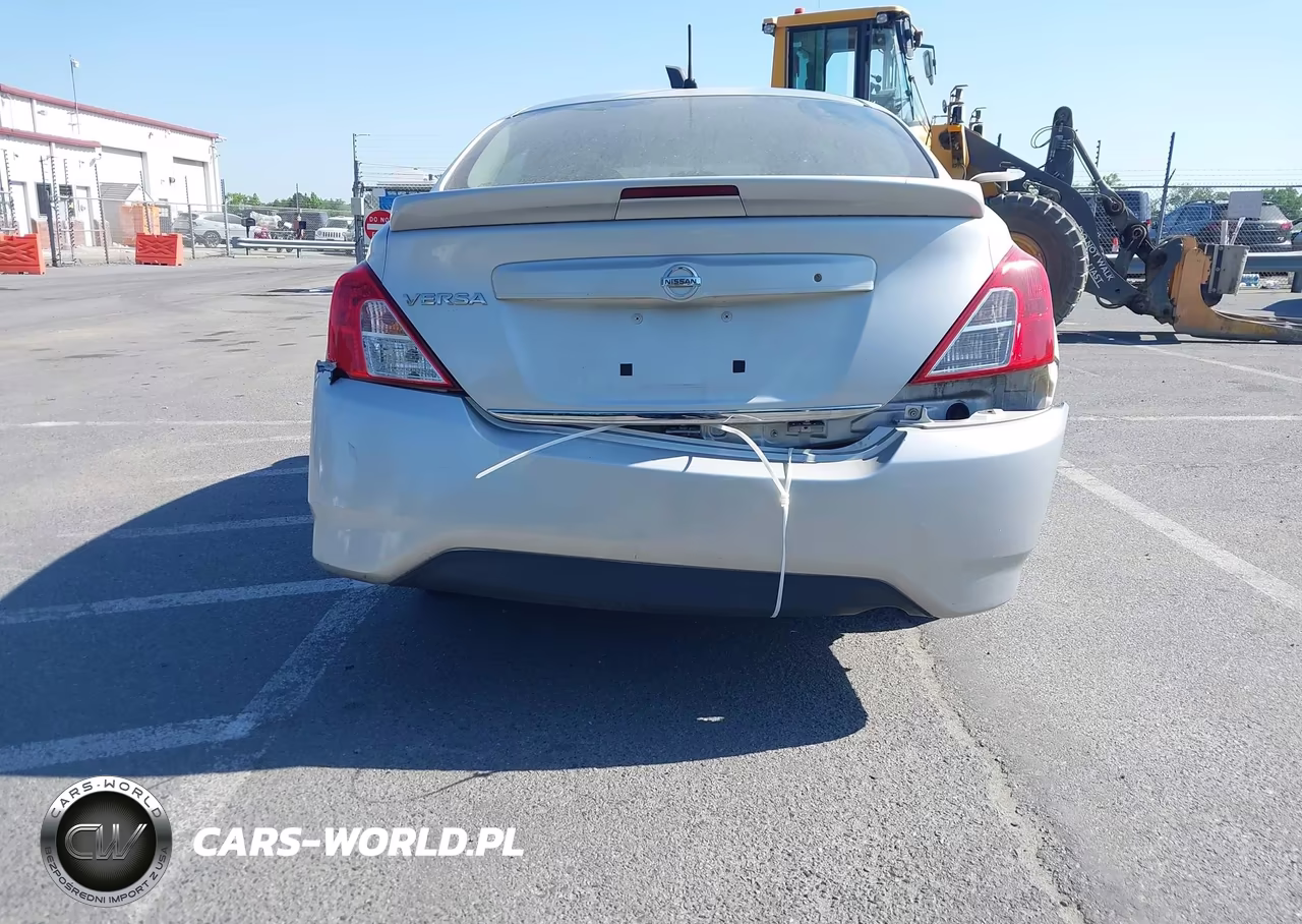 2018 Nissan Versa 1.6 S+ VIN:3N1CN7AP5JL841418 - 17