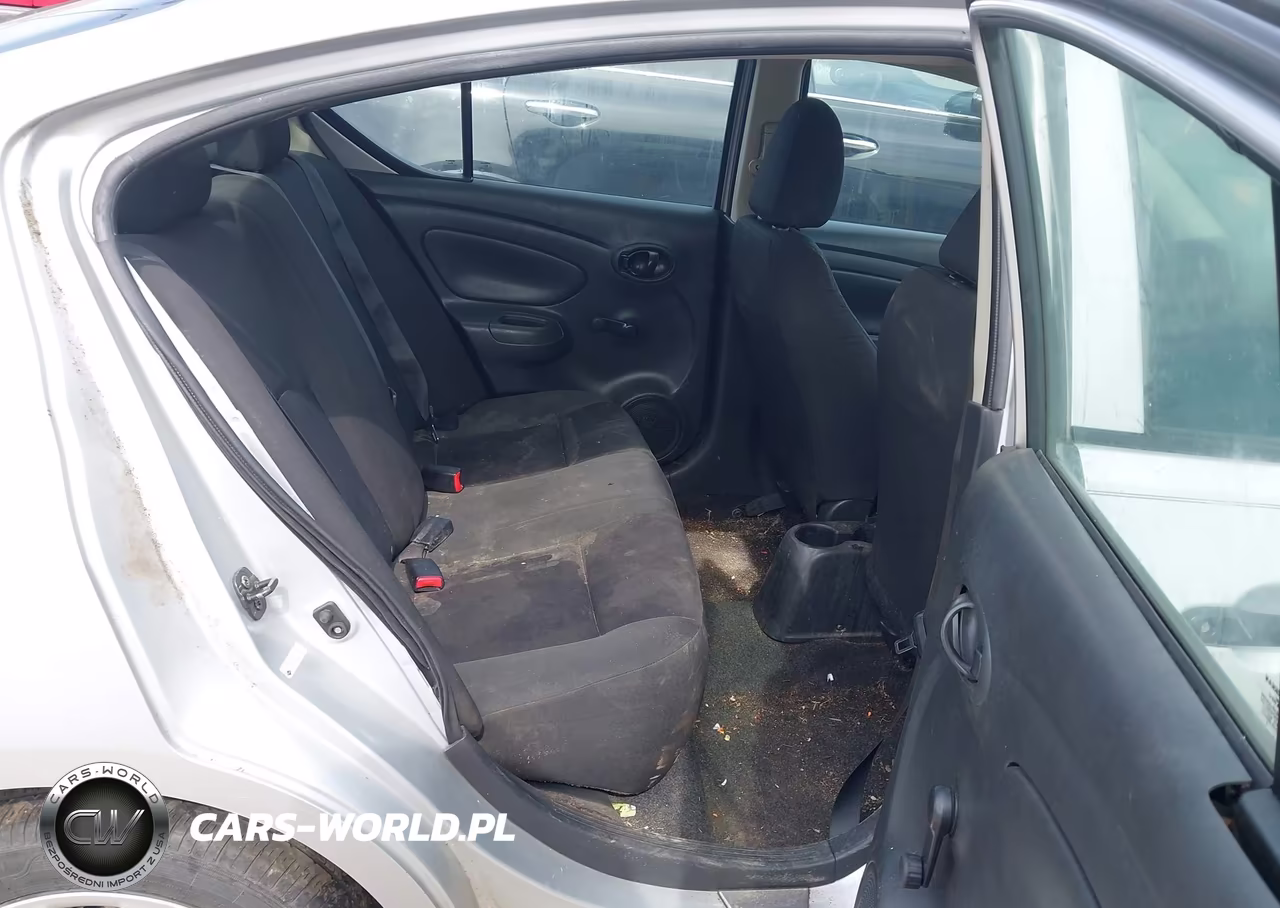 2018 Nissan Versa 1.6 S+ VIN:3N1CN7AP5JL841418 - 8