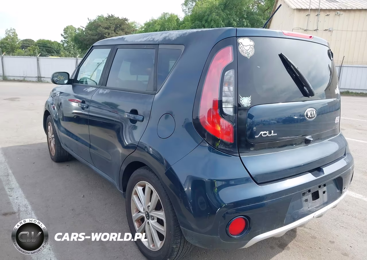 2017 Kia Soul + VIN:KNDJP3A58H7446640 - 3