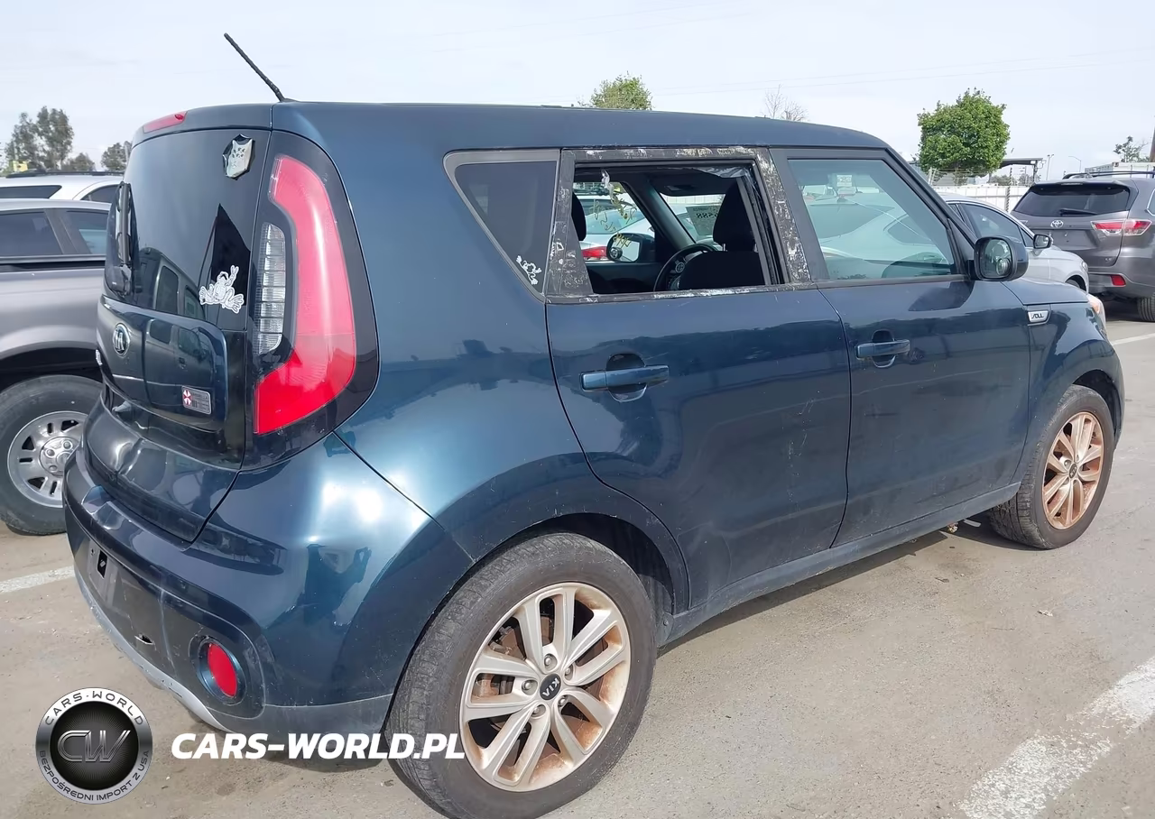 2017 Kia Soul + VIN:KNDJP3A58H7446640 - 4