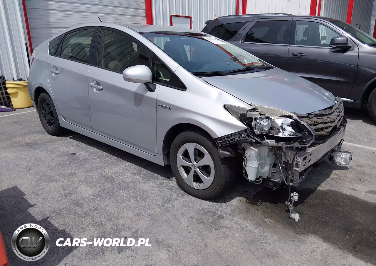 2013 Toyota Prius Three