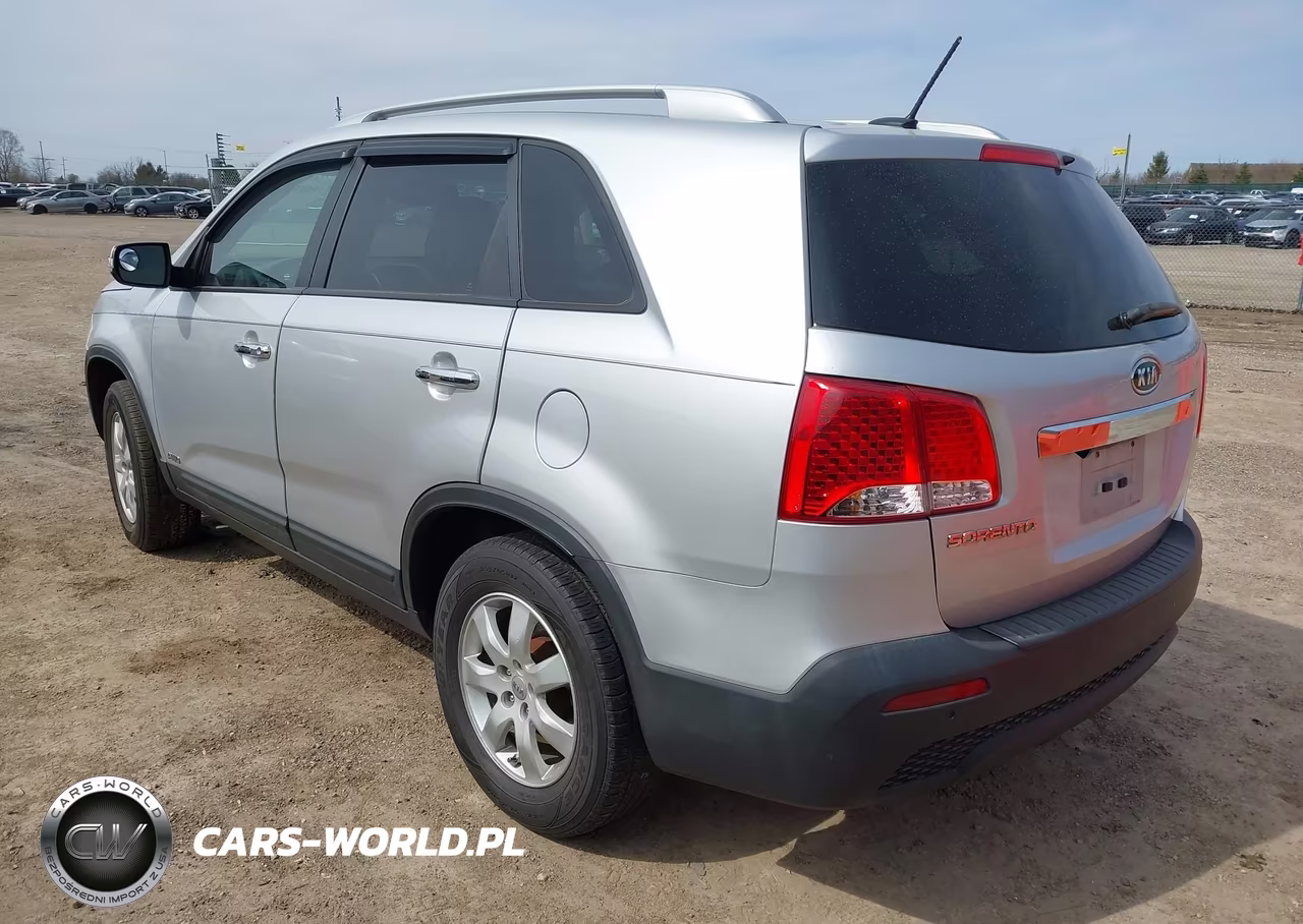 2012 Kia Sorento Lx VIN:5XYKTDA64CG306532 - 3