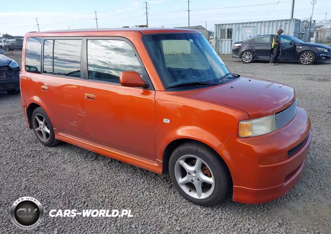 2004 Scion Xb