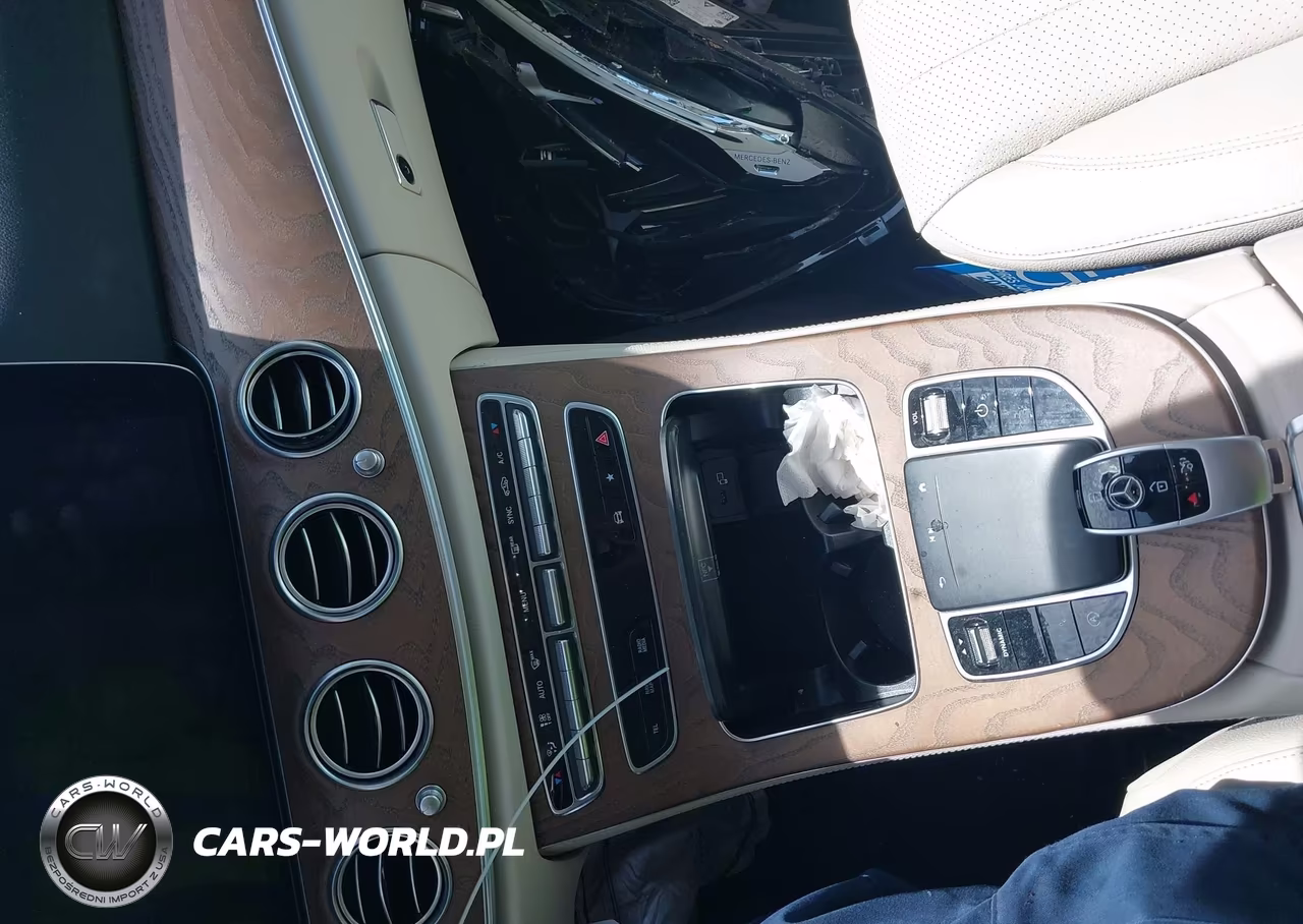 2022 Mercedes-Benz E 350 VIN:W1KZF8DBXNB071045 - 11