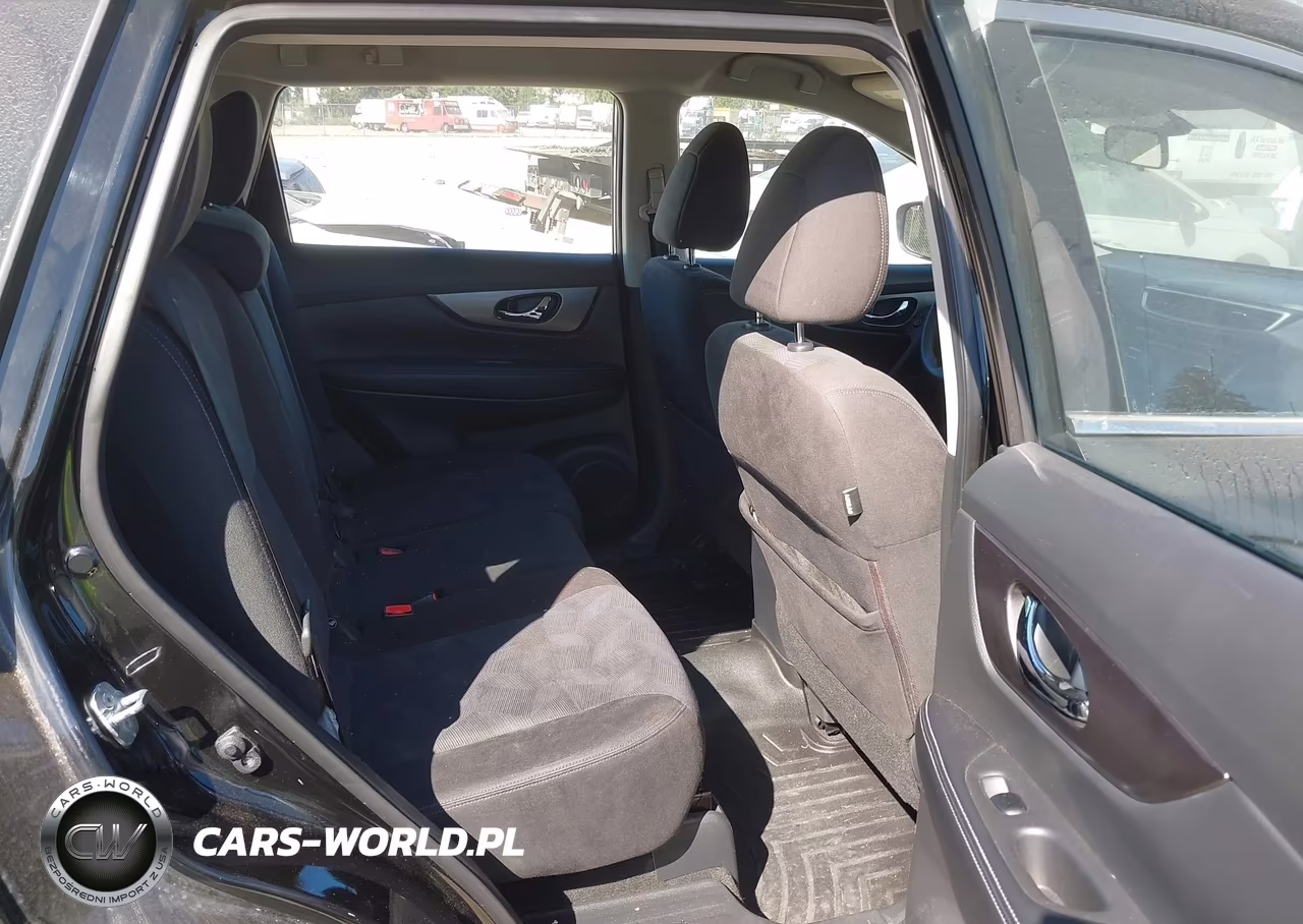 2015 Nissan Rogue S VIN:KNMAT2MV2FP562365 - 8