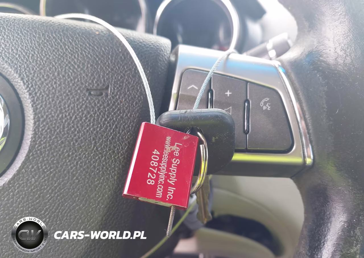 CADILLAC CTS LUXURY VIN:1G6DE5E58C0152071 - 11
