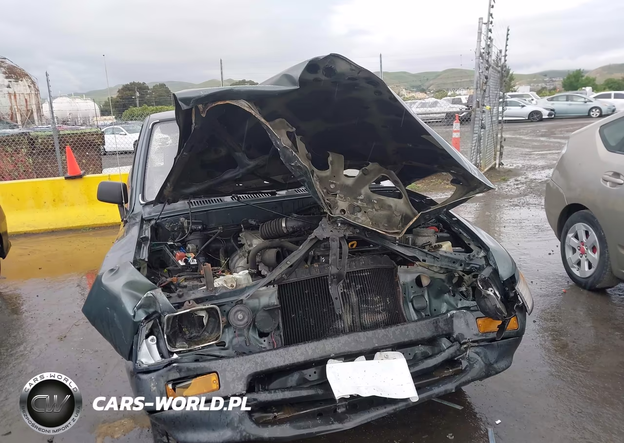 1992 Toyota Pickup 1-2 Ton Short Wheelbase VIN:JT4RN81A4N0090887 - 6