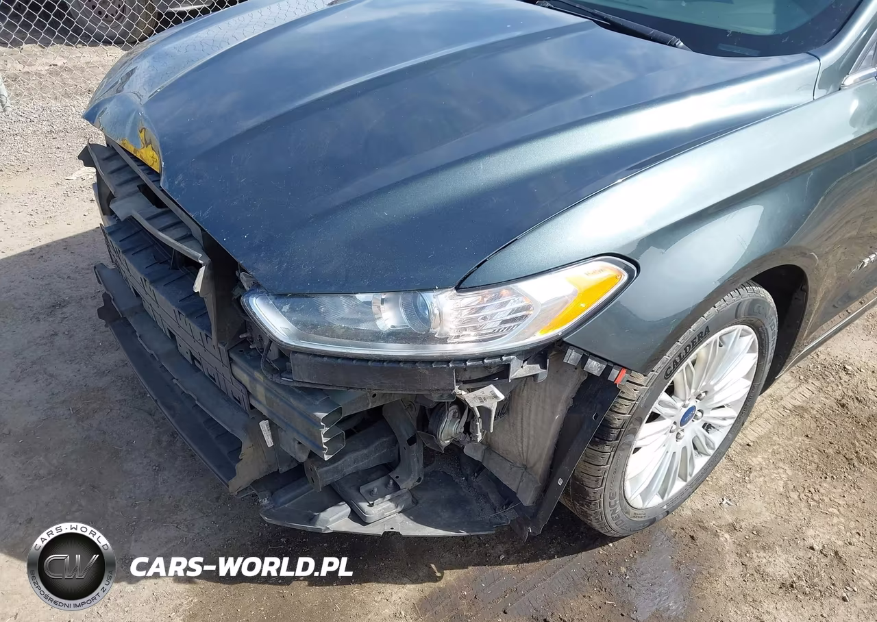 2015 Ford Fusion Hybrid Se VIN:3FA6P0LU8FR131857 - 17