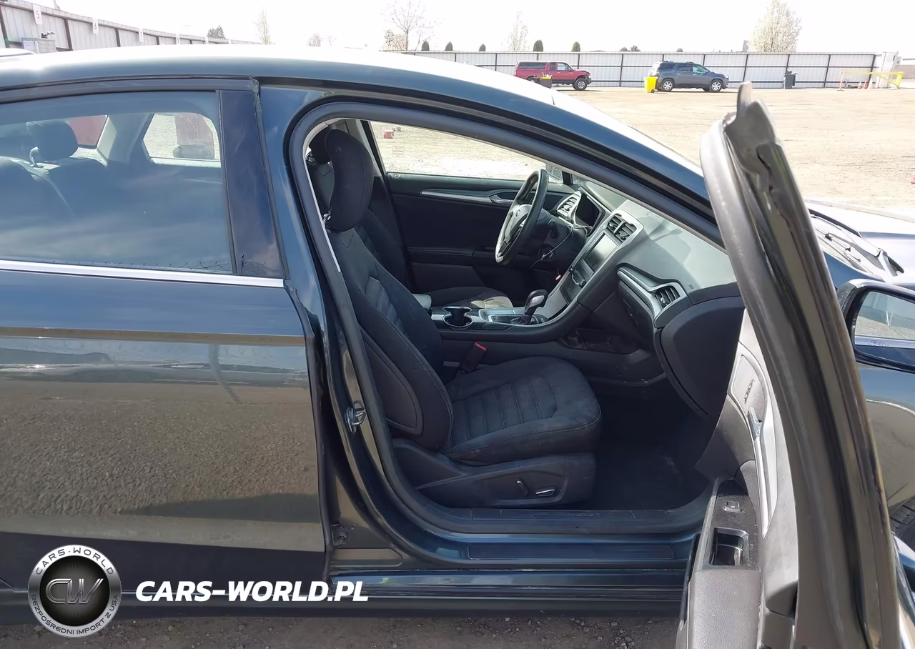 2015 Ford Fusion Hybrid Se VIN:3FA6P0LU8FR131857 - 5